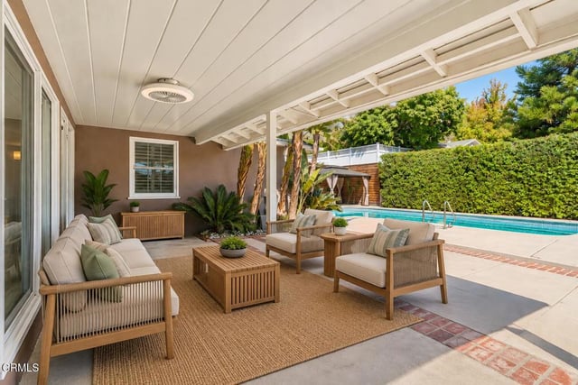 1070 Medford Road, Pasadena, CA 91107 — photo 9 of 44