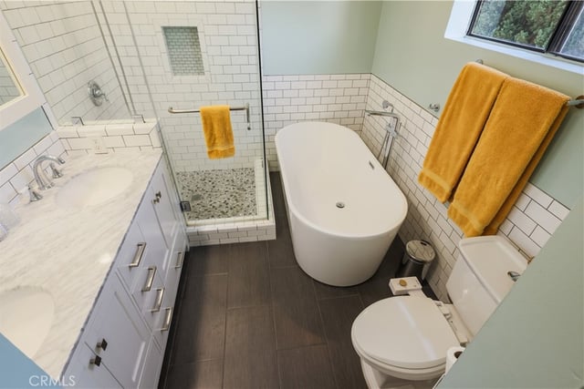 222 N Rose 210, Burbank, CA 91505 — photo 16 of 23