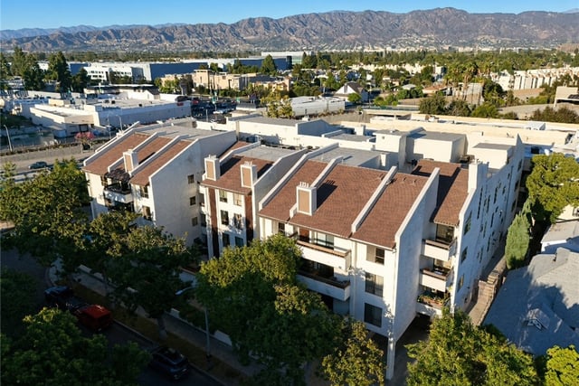 222 N Rose 210, Burbank, CA 91505 — photo 20 of 23
