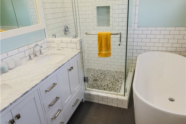 222 N Rose 210, Burbank, CA 91505 — photo 21 of 23