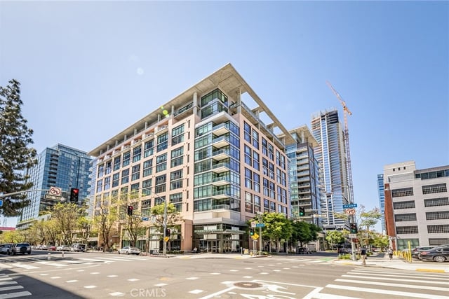 1111 S Grand Avenue 518, Los Angeles, CA 90015 — photo 43 of 47