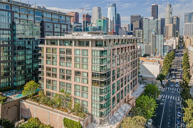 1111 S Grand Avenue 518, Los Angeles, CA 90015 — photo 46 of 47
