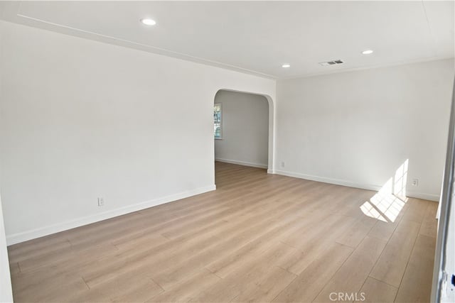 2211 W Verdugo, Burbank, CA 91506 — photo 3 of 15