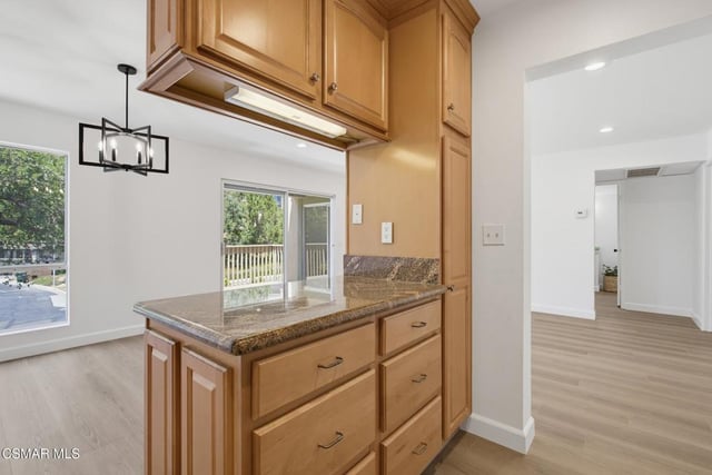 291 Sequoia Court 34, Thousand Oaks, CA 91360 — photo 11 of 33
