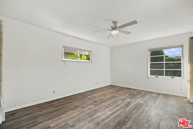 13960 Leadwell Street, Van Nuys, CA 91405 — photo 10 of 36