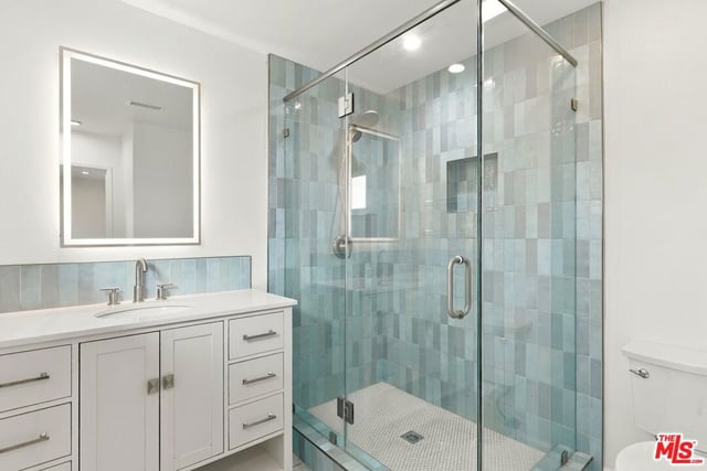 3660 Keel Avenue, Oxnard, CA 93035 — photo 8 of 27