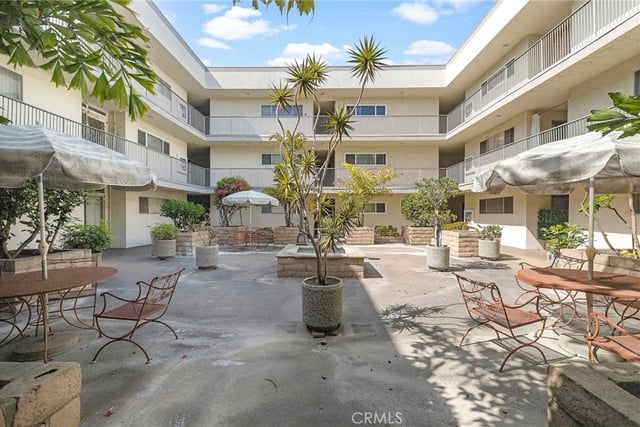 1187 E 3rd 202, Long Beach, CA 90802 — photo 25 of 30