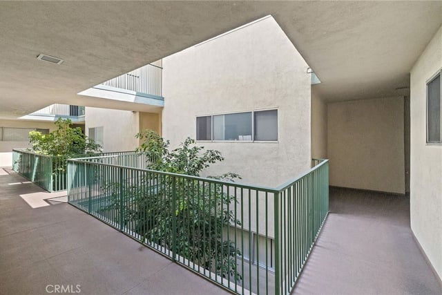 1187 E 3rd 202, Long Beach, CA 90802 — photo 27 of 30