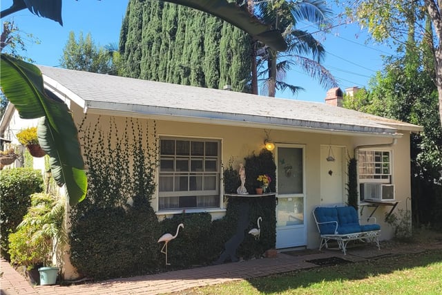 14137 Wyandotte, Van Nuys, CA 91405 — photo 2 of 7