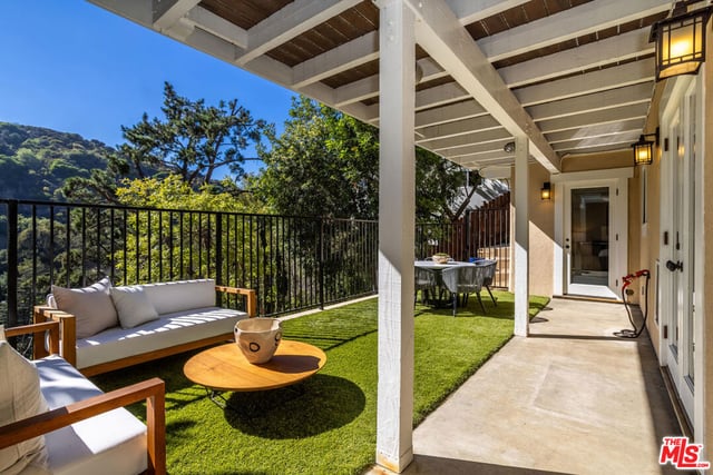 2201 Beech Knoll Road, Los Angeles, CA 90046 — photo 41 of 44