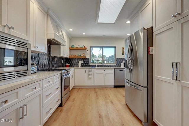 16112 Village 16, Camarillo, CA 93012 — photo 4 of 21