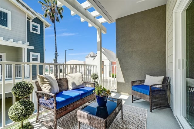 200 E 14th Street 8, Long Beach, CA 90813 — photo 5 of 13