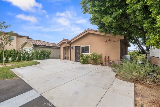 12511 N Haleh Lane, Sylmar, CA 91342 — photo 40 of 51