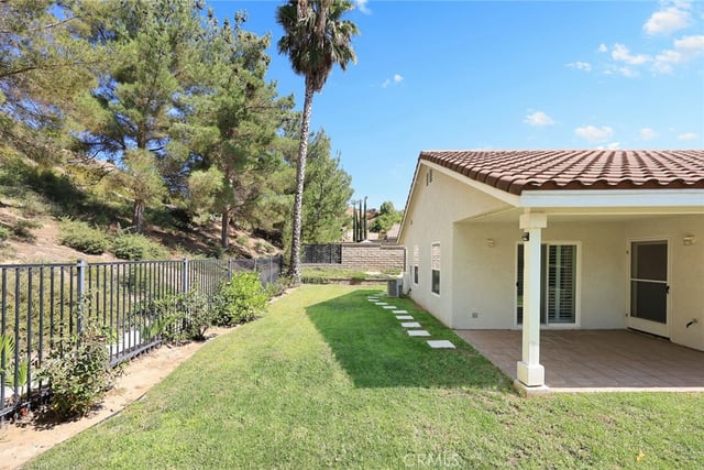 28569 Gibraltar, Castaic, CA 91384 — photo 35 of 47