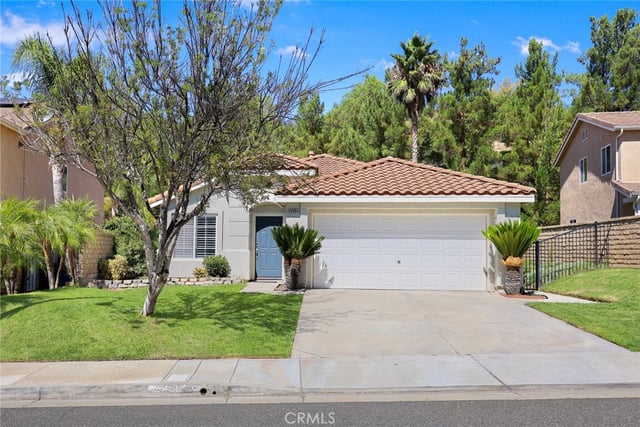 28569 Gibraltar, Castaic, CA 91384 — photo 6 of 47