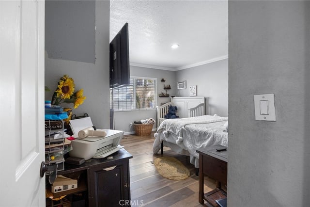 937 Martin Luther King Jr. Ave, Long Beach, CA 90813 — photo 14 of 36