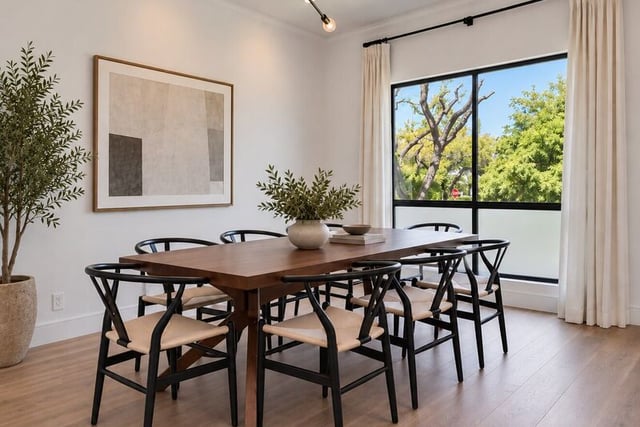1167 Roxbury Drive 105, Los Angeles, CA 90035 — photo 2 of 14