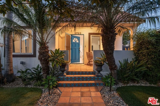 3792 Colonial Avenue, Los Angeles, CA 90066 — photo 2 of 19