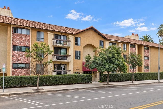 7300 Franklin 355, Los Angeles, CA 90046 — photo 18 of 18
