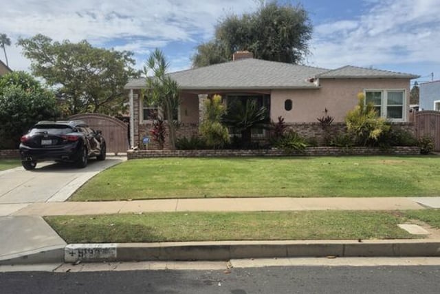 9133 S 7th Avenue, Inglewood, CA 90305 — photo 2 of 16