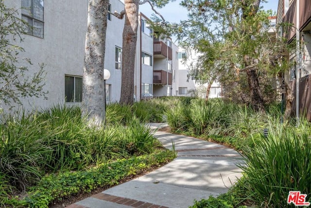 6050 Canterbury Drive E313, Culver City, CA 90230 — photo 26 of 37