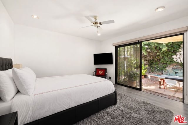 8941 Rosewood Avenue, Los Angeles, CA 90048 — photo 8 of 14