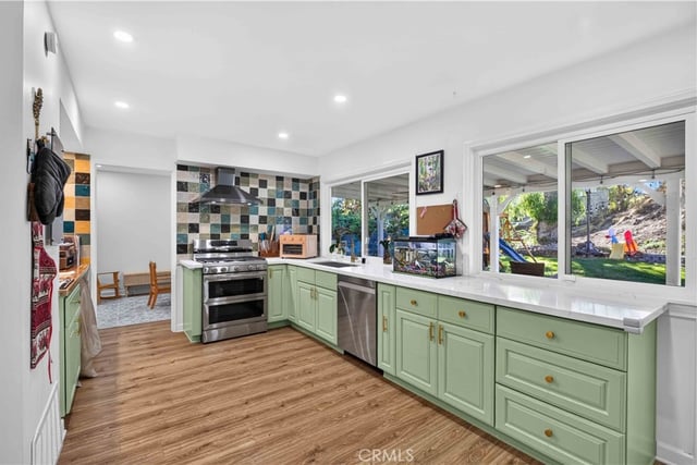 28711 Macklin Avenue, Canyon Country, CA 91387 — photo 22 of 75