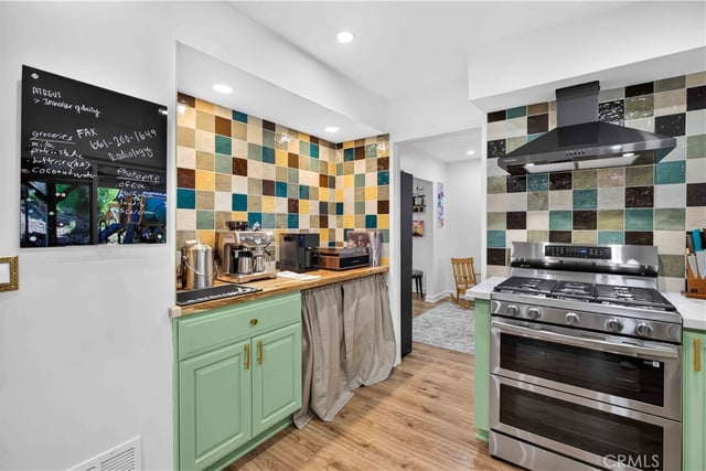 28711 Macklin Avenue, Canyon Country, CA 91387 — photo 23 of 75