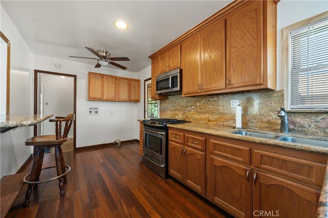 705 E Janice, Long Beach, CA 90805 — photo 8 of 27