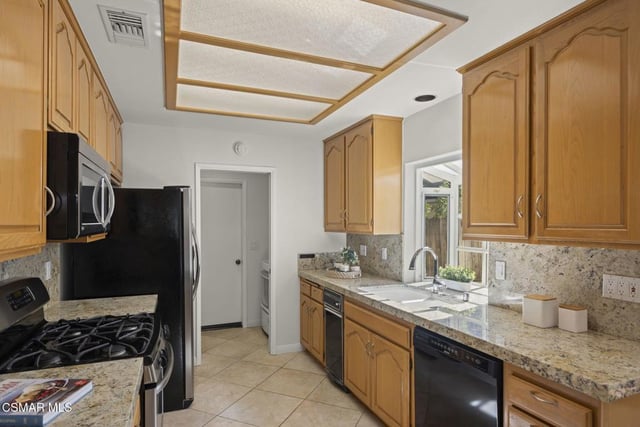 45 N Lucas Court, Newbury Park, CA 91320 — photo 9 of 66