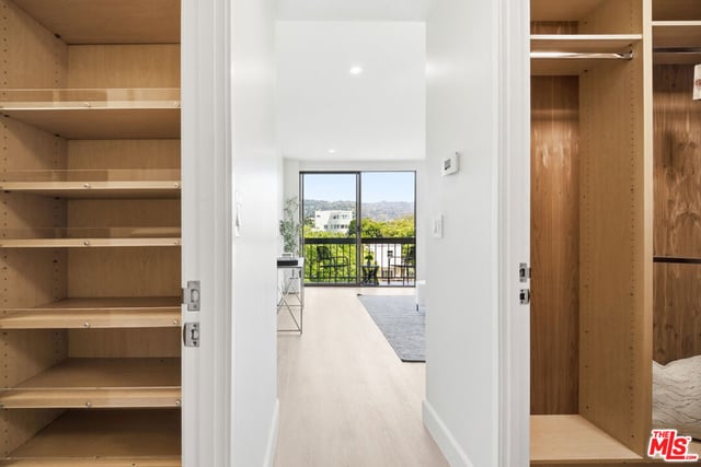 325 N Oakhurst Drive 405, Beverly Hills, CA 90210 — photo 34 of 75