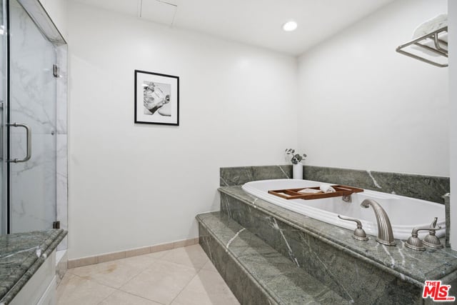 325 N Oakhurst Drive 405, Beverly Hills, CA 90210 — photo 47 of 75