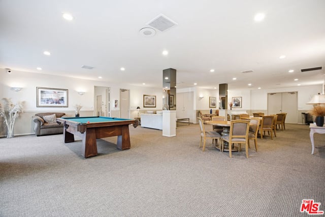325 N Oakhurst Drive 405, Beverly Hills, CA 90210 — photo 65 of 75