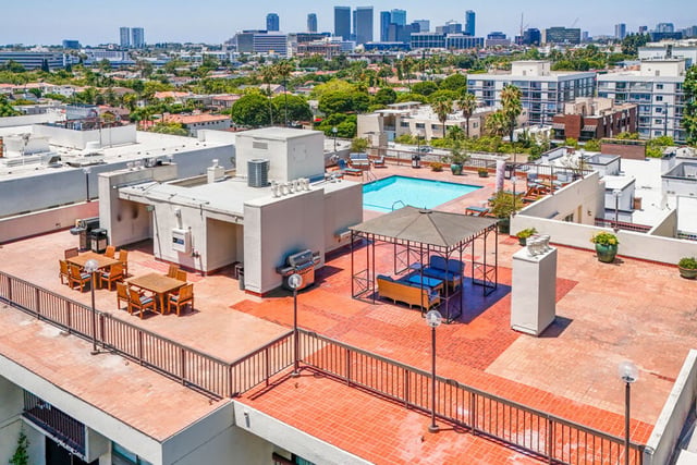 325 N Oakhurst Drive 405, Beverly Hills, CA 90210 — photo 68 of 75