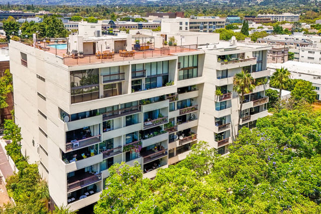 325 N Oakhurst Drive 405, Beverly Hills, CA 90210 — photo 74 of 75