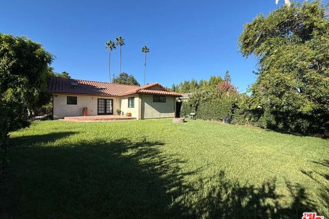 14655 Morrison Street, Los Angeles, CA 91403 — photo 15 of 16