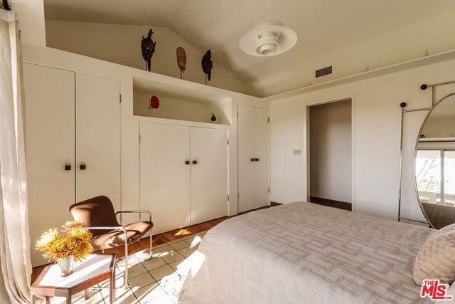2753 Nichols Canyon Road, Los Angeles, CA 90046 — photo 25 of 34
