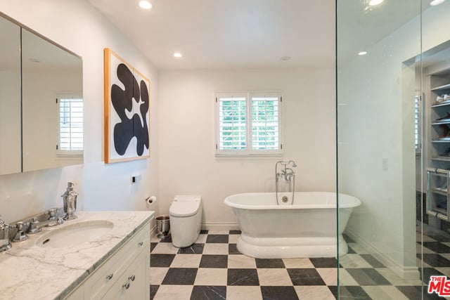 14030 Roblar Road, Los Angeles, CA 91423 — photo 20 of 29