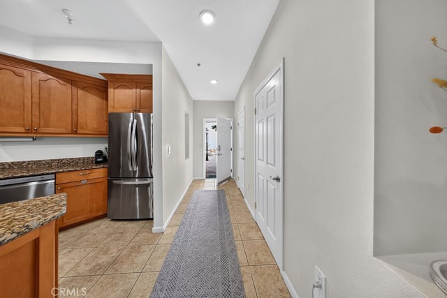 12407 Moorpark Street 104, Studio City, CA 91604 — photo 10 of 45