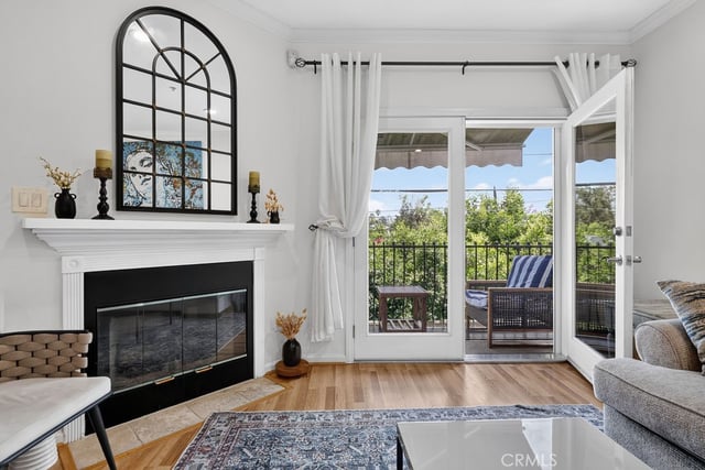 12407 Moorpark Street 104, Studio City, CA 91604 — photo 12 of 45