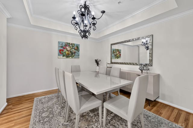 12407 Moorpark Street 104, Studio City, CA 91604 — photo 17 of 45