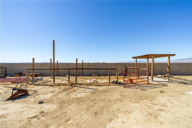 7740 West Avenue A6, Lancaster, CA 93536 — photo 45 of 52