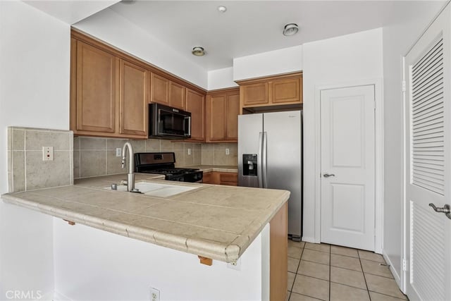 500 N Willowbrook K-8, Compton, CA 90220 — photo 9 of 32