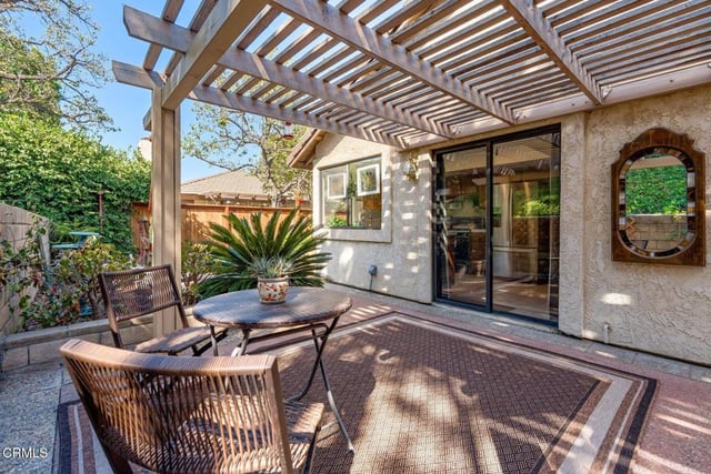 391 Estancia Place, Camarillo, CA 93012 — photo 12 of 36