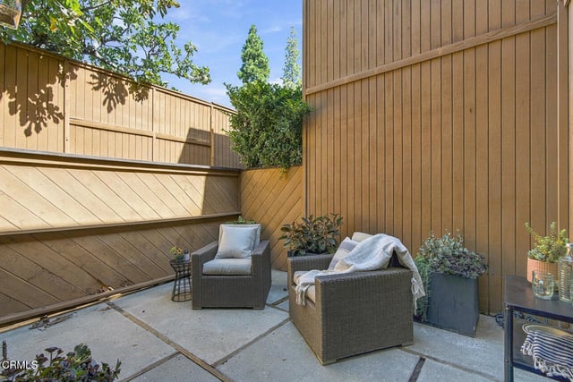 121 Arlington Drive 8, Pasadena, CA 91105 — photo 23 of 30
