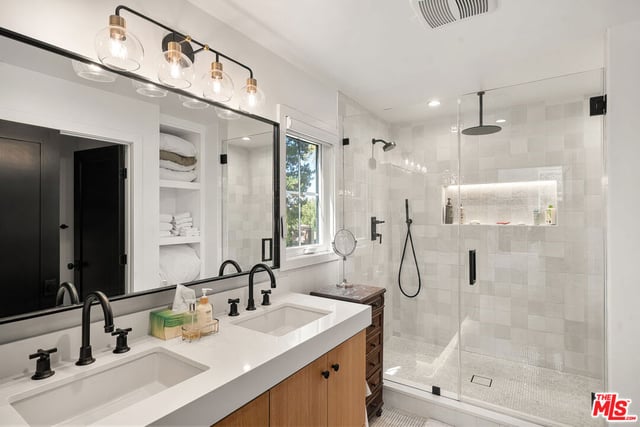 12051 Laurel Terrace Drive, Studio City, CA 91604 — photo 24 of 35