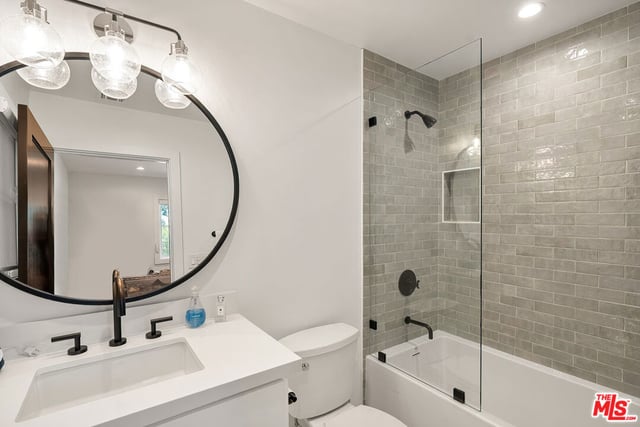 12051 Laurel Terrace Drive, Studio City, CA 91604 — photo 26 of 35