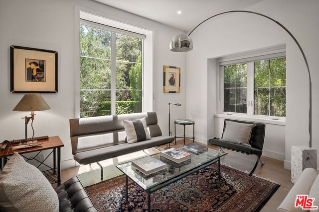 12051 Laurel Terrace Drive, Studio City, CA 91604 — photo 9 of 35