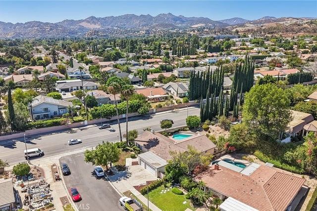 20463 Bermuda Street, Chatsworth, CA 91311 — photo 36 of 43