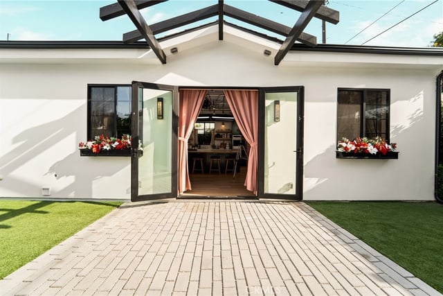 14324 Roblar, Sherman Oaks, CA 91423 — photo 59 of 75